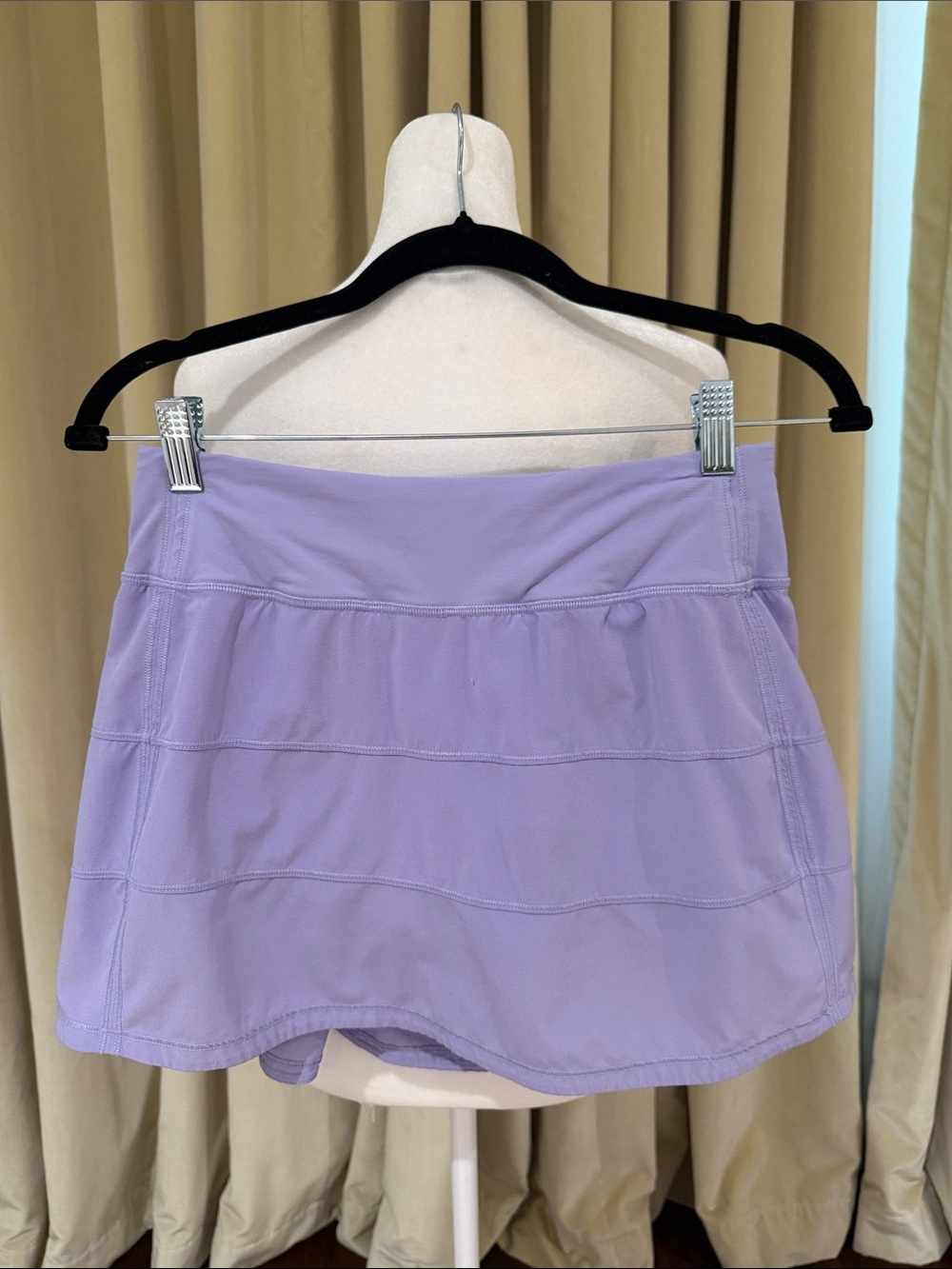 lululemon athletica- Women’s Lilac Pace Rival Mid-Rise Active Skirt- Size: 4